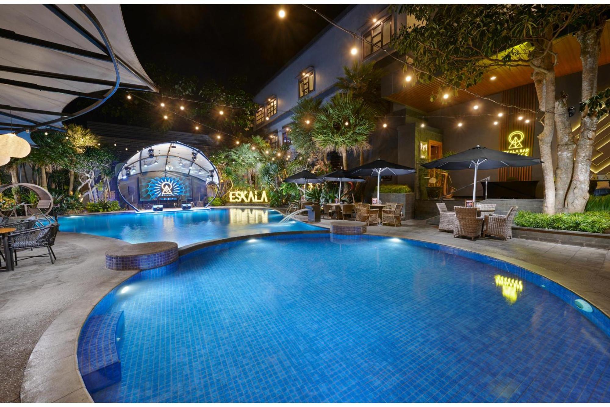 Aston Inn Batu Batu  Exteriör bild